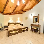 Harmony 4*