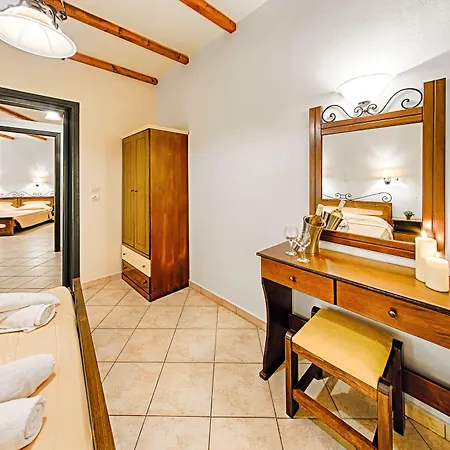 Harmony فندق كيري